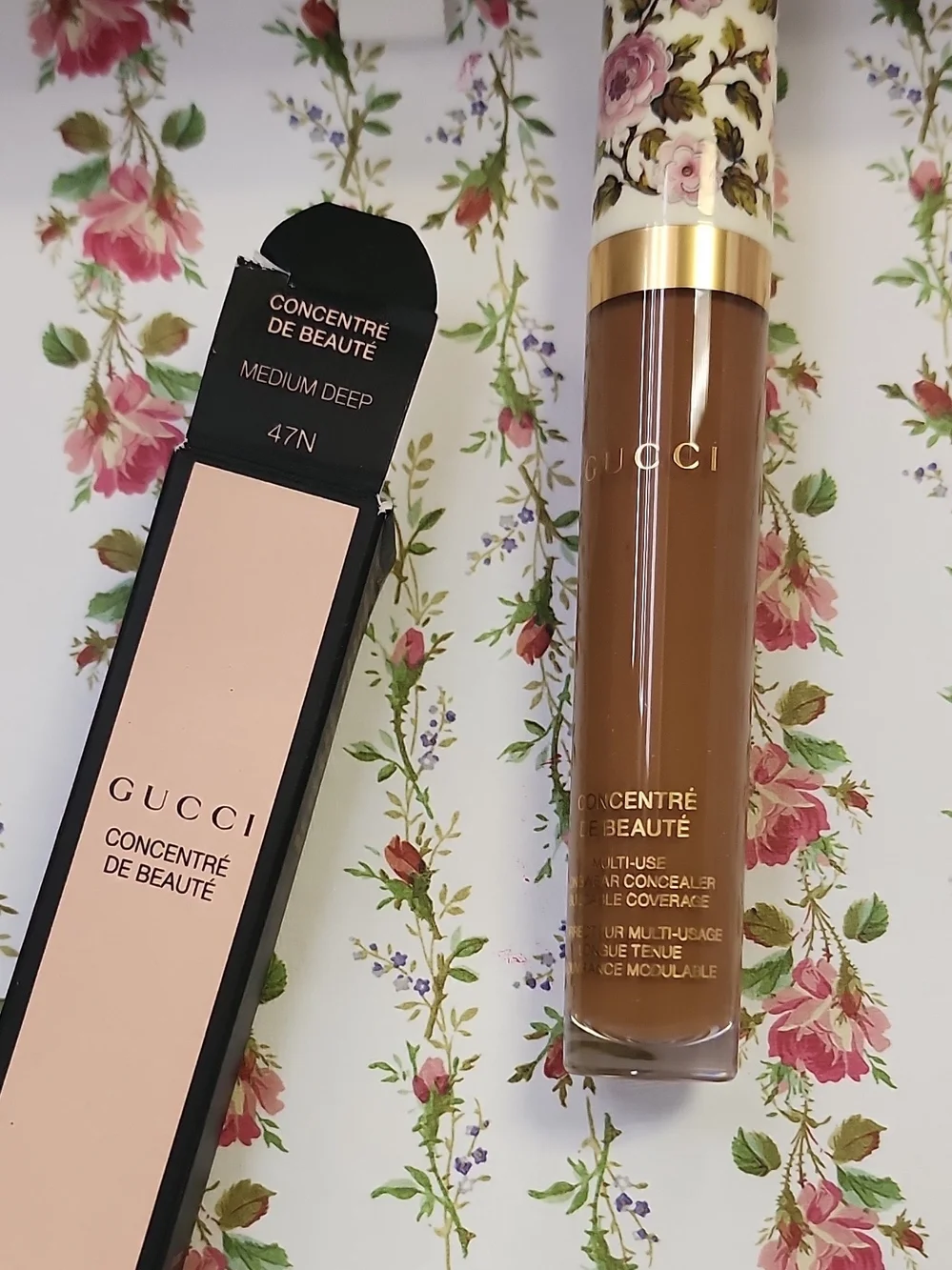 Gucci Makeup Concealer Concentré de Beauté — Medium Deep Brown with Floral Cap
